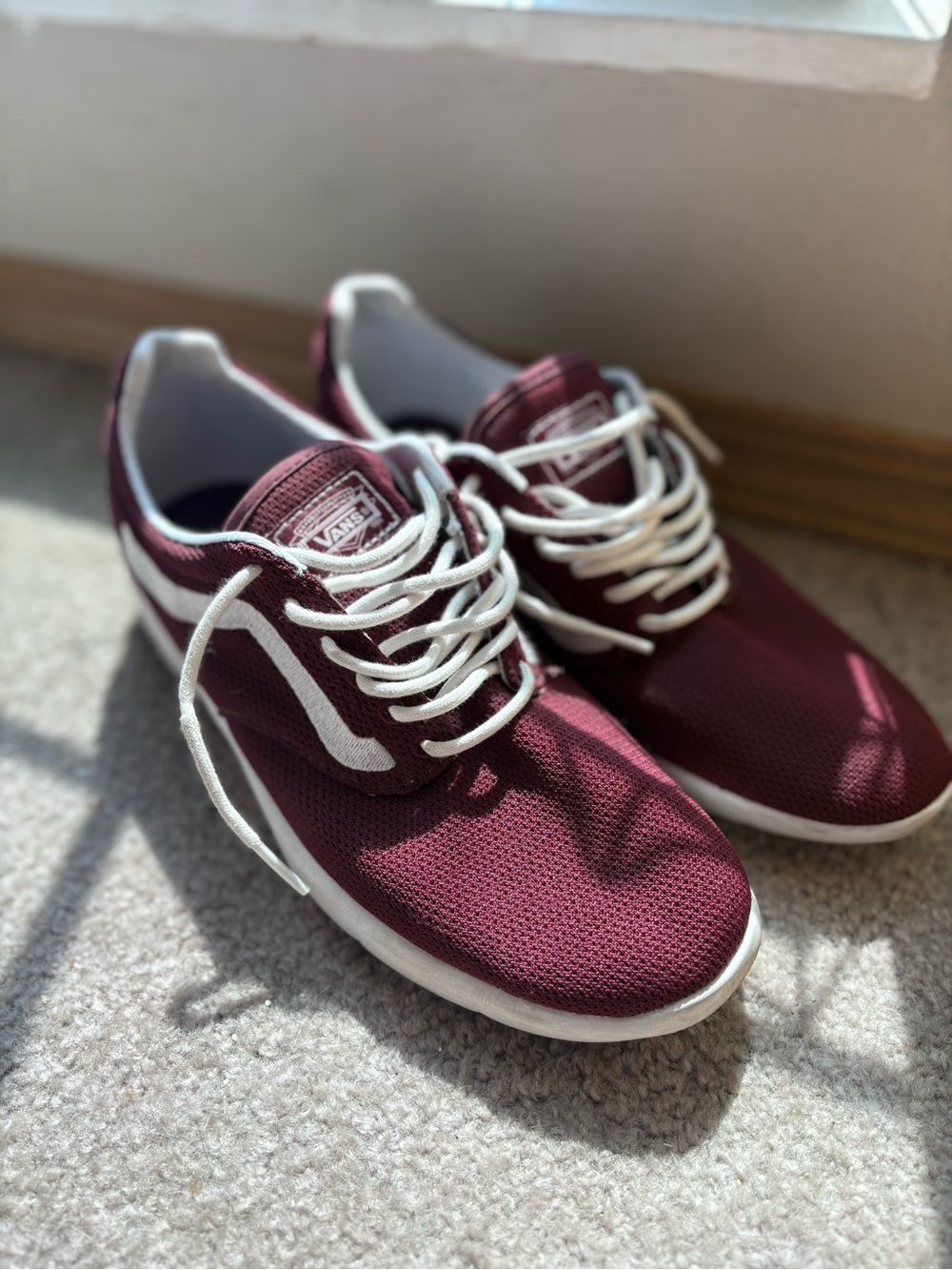 Vans ISO 1.5 Men 8 Women 9.5 Burgundy UltraCush Lite Mesh Skate Sneakers